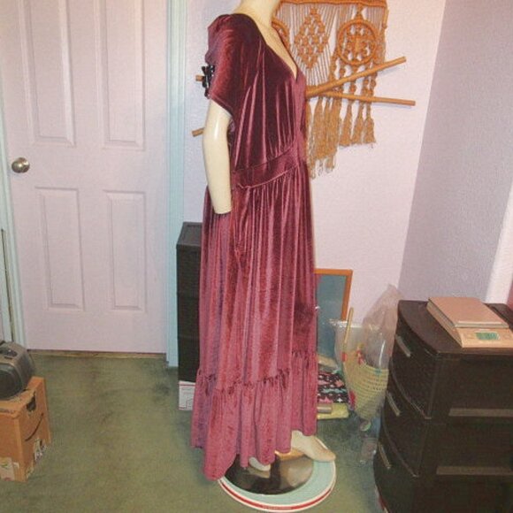 Torrid Velvet Tiered Maxi Dress Size 4X Pockets Witchy Goth Grunge Steampunk NEW - Picture 8 of 12